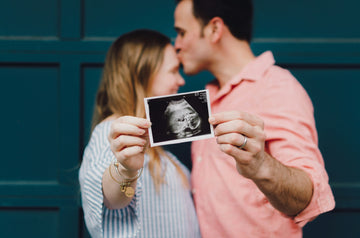 The Perfect Gift for New Parents: A QR Code Necklace with a Heartbeat
