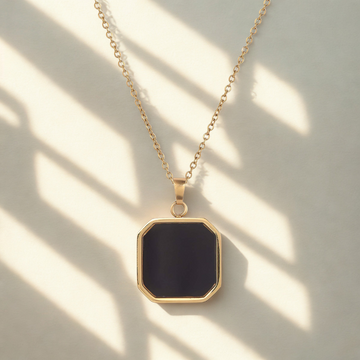 Heat-Activated Photo Necklace