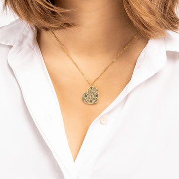 More Than Metal and Stone: The Emotional Power of Personalized Jewelry
